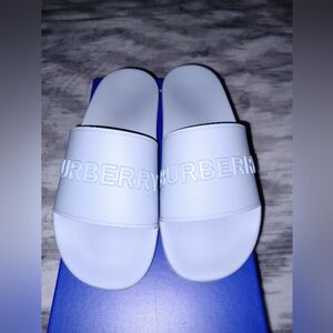 Burberry rubber slide